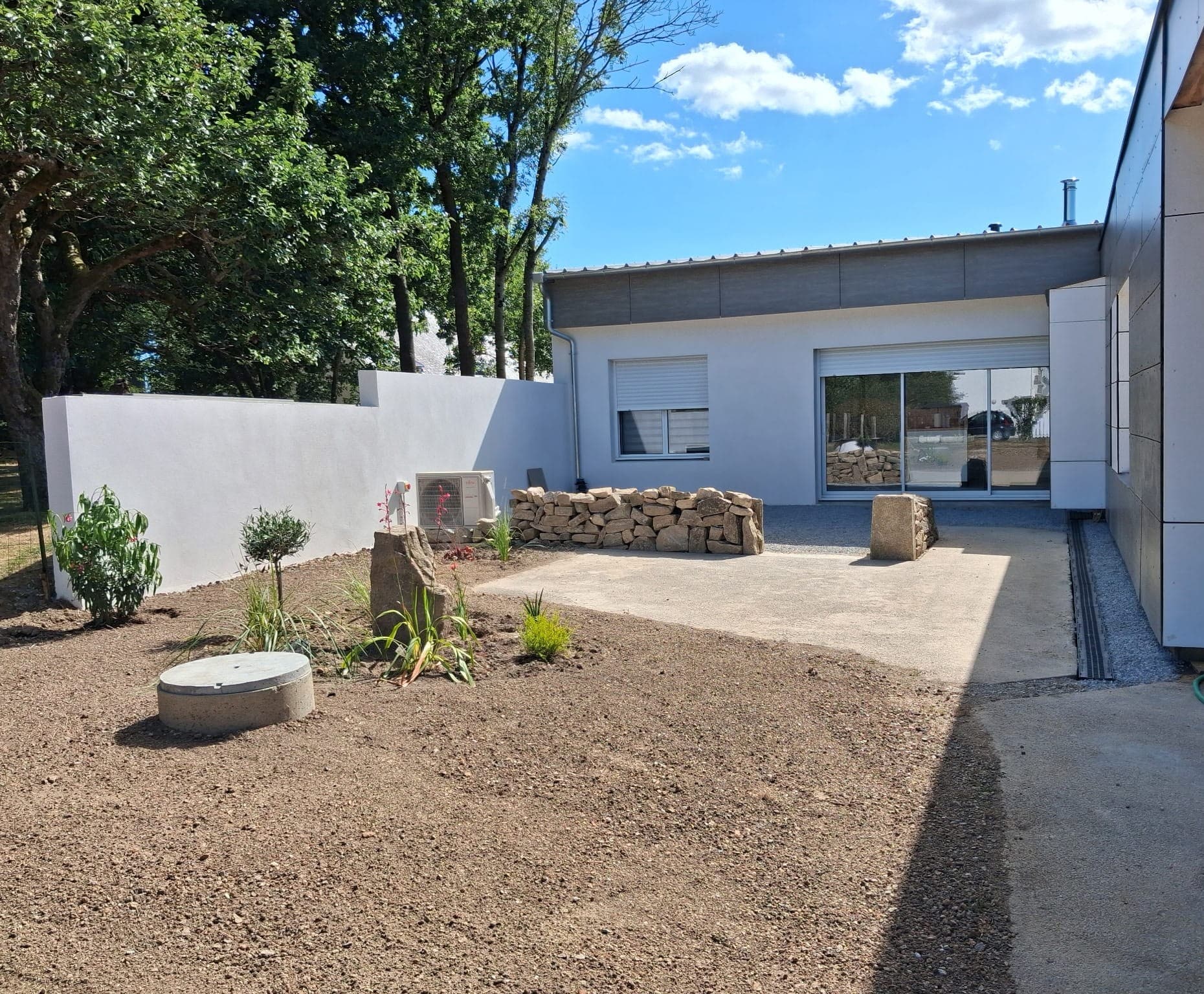 Piscine avec terrasse bois